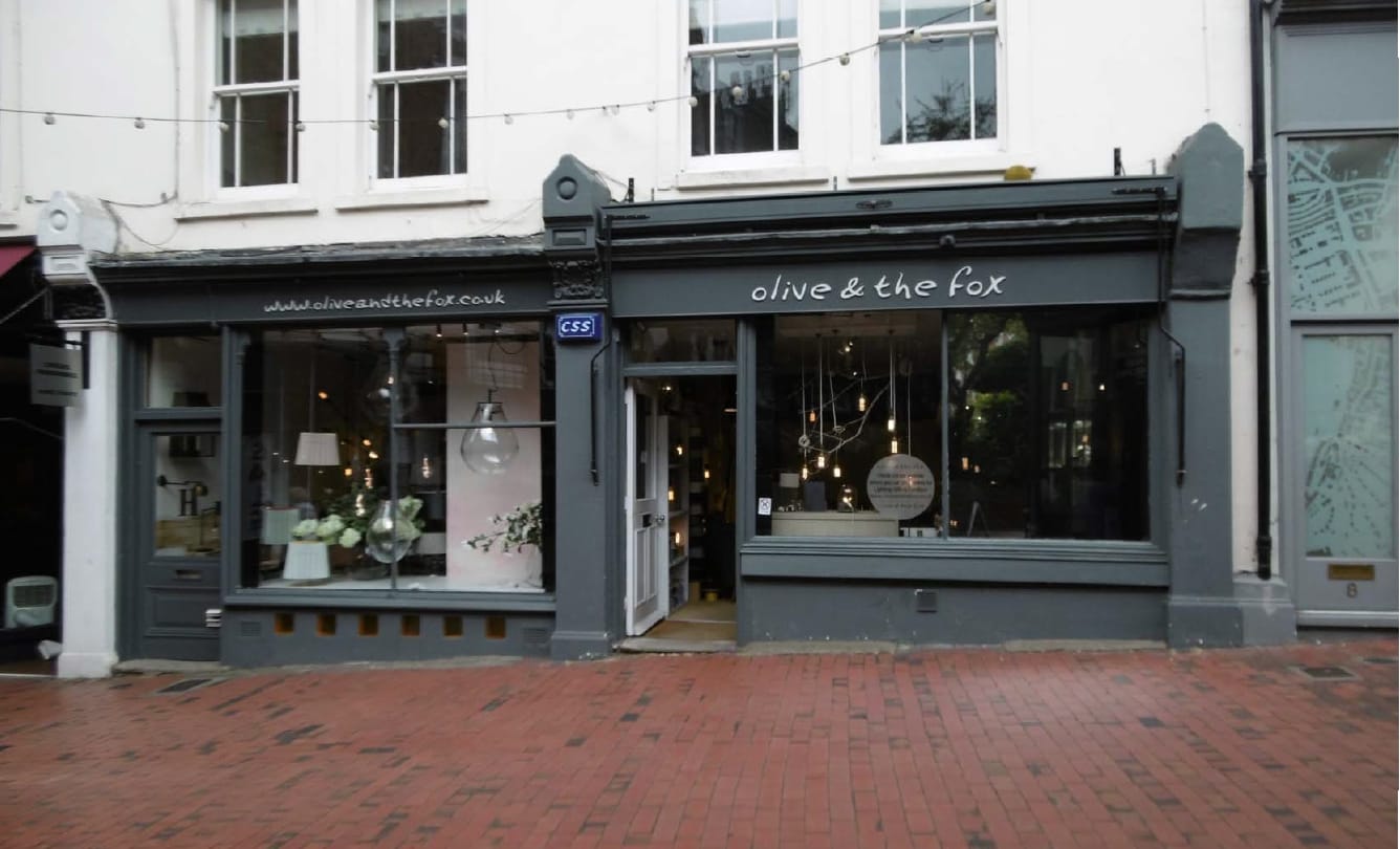 10-12 Chapel Pl, Tunbridge Wells to rent Primary Photo- Image 1 of 2