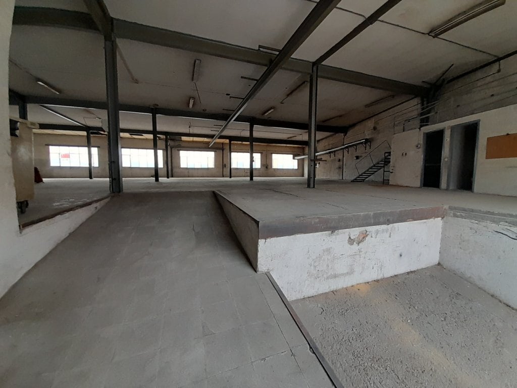 Ripollet, BAR 08291 - - - Interior Photo - Image 1 of 10