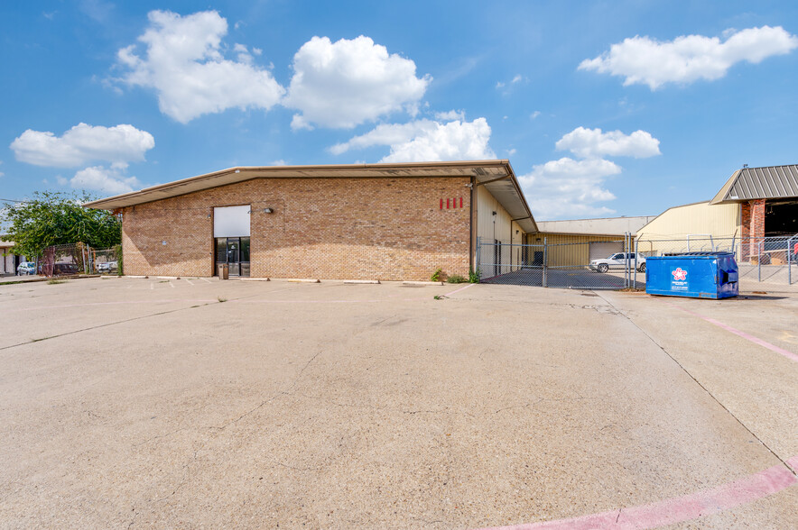 1111 Explorer St, Duncanville, TX for sale - Building Photo - Image 3 of 14