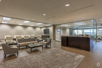 1085 Raymond Blvd, Newark, NJ to rent Interior Photo- Image 2 of 3