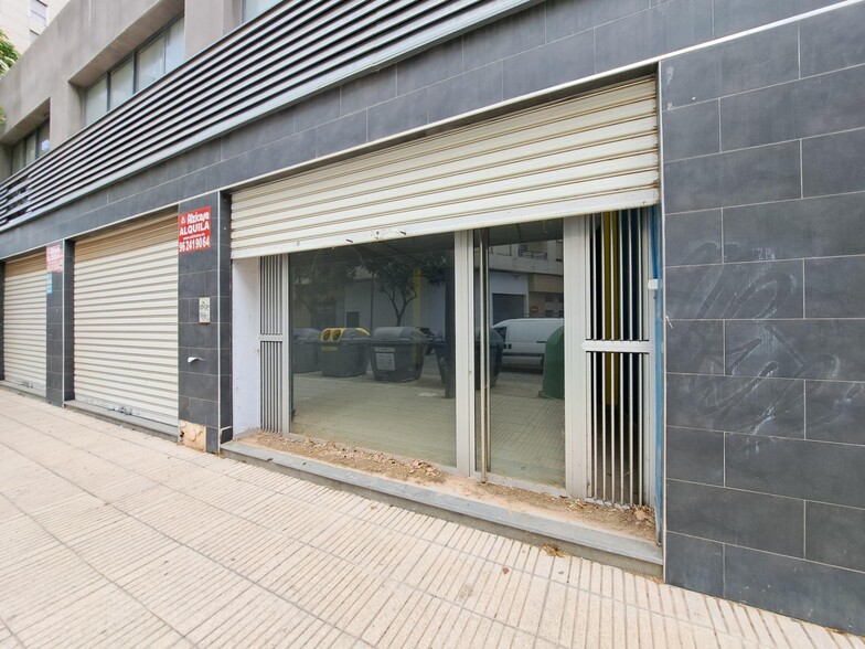 Retail in Alzira, Valencia to rent - Building Photo - Image 2 of 11