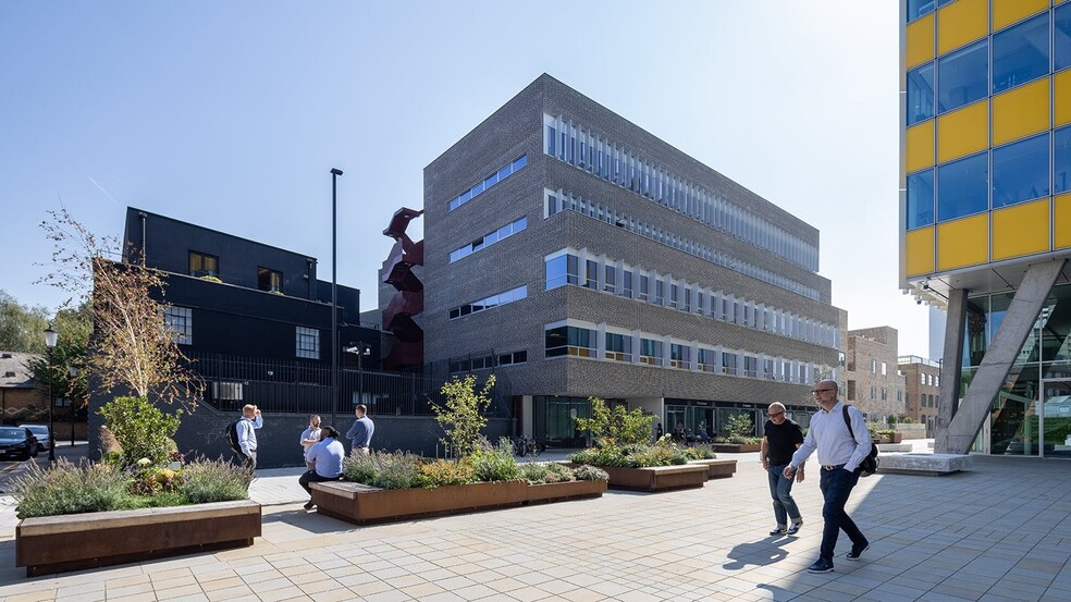 1 Nicholas Rd, London to rent - Building Photo - Image 2 of 40