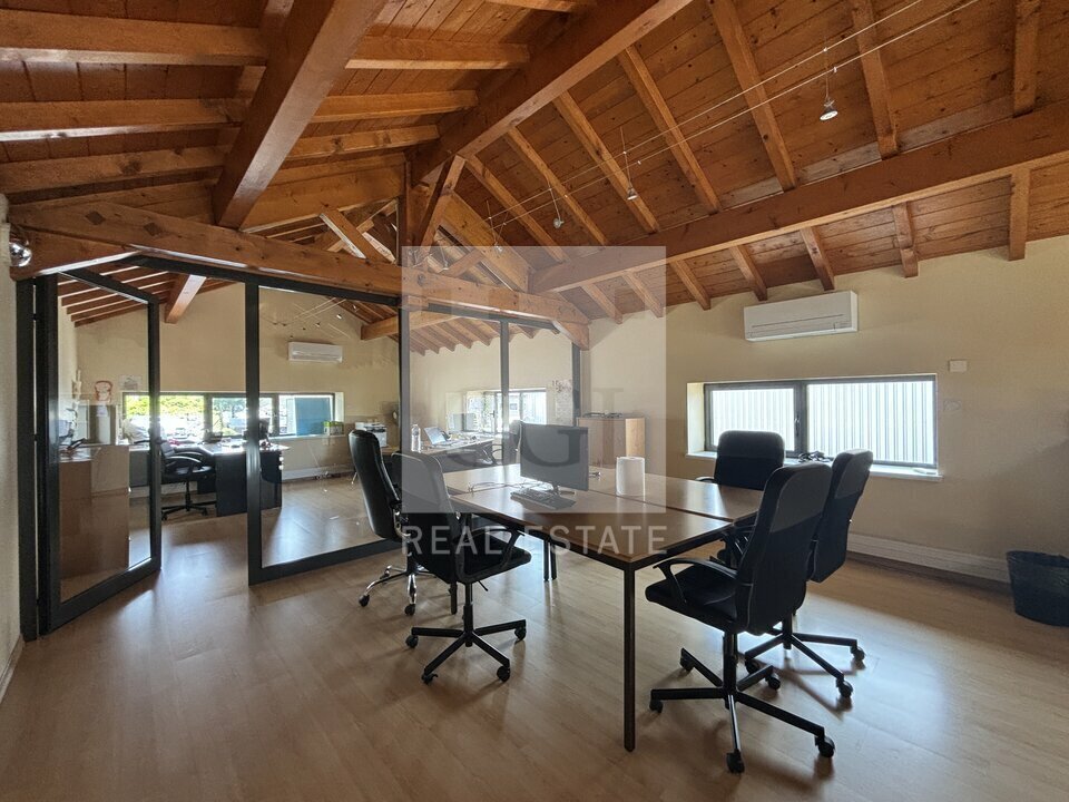 378 Avenue De L'Industrie, Rillieux-la-Pape to rent Interior Photo- Image 1 of 21