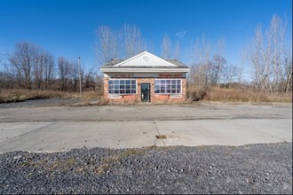 6759 US HWY 11, Potsdam, NY for rent Building Photo- Image 1 of 6