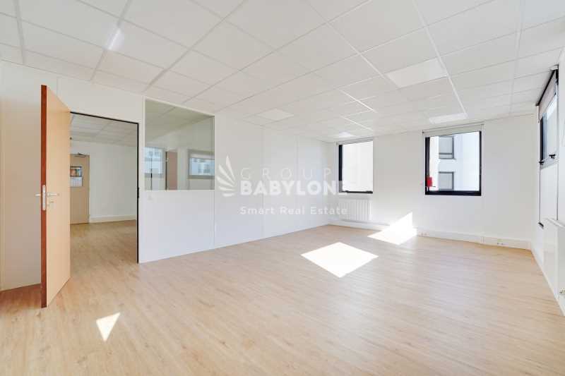 Office in Issy-les-Moulineaux to rent - Interior Photo - Image 3 of 13