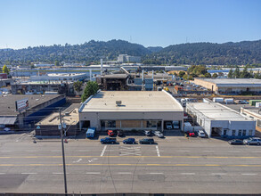 3079-3081 NW Front Ave, Portland, OR for sale Building Photo- Image 1 of 1