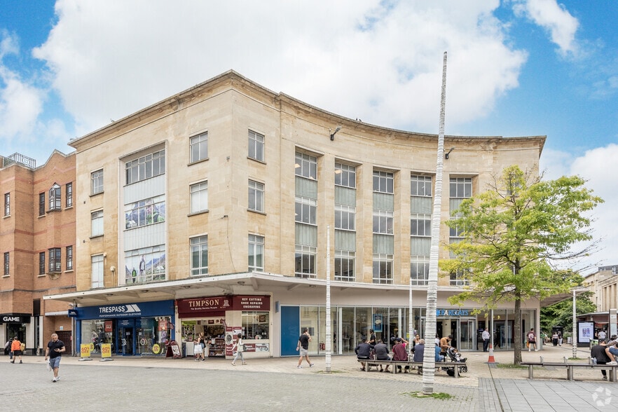 53-57 Broadmead, Bristol to rent - Building Photo - Image 3 of 6