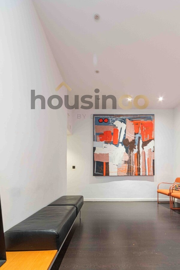 Madrid, MAD 28004 - Unit LB -  - Interior Photo - Image 2 of 16