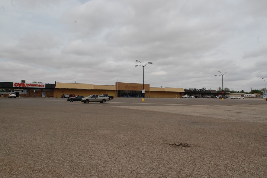 2406 Lubbock Hwy, Lamesa, TX for rent - Building Photo - Image 2 of 7