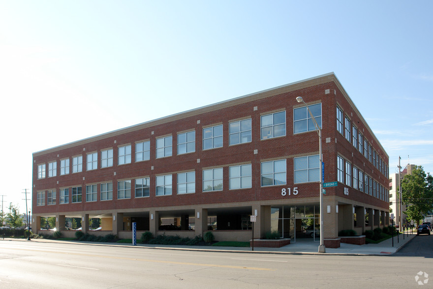 815 W Broad St, Columbus, OH for sale - Building Photo - Image 1 of 1