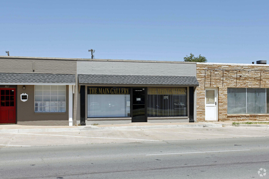 305 W Gray St, Norman, OK for rent - Primary Photo - Image 1 of 2