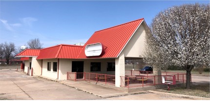 1011 S Broadway St, Marlow, OK for sale Primary Photo- Image 1 of 11