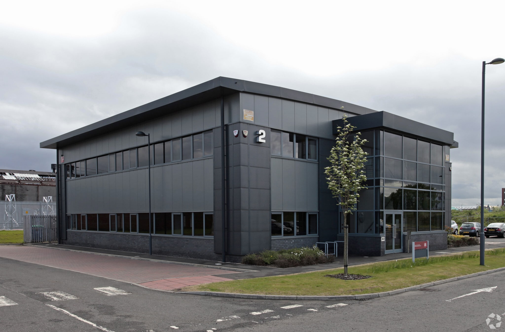 Helen St, Glasgow to rent Primary Photo- Image 1 of 4