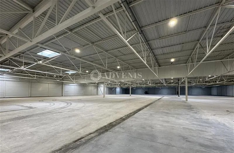 Industrial in Le Blanc-Mesnil to rent Building Photo- Image 1 of 13
