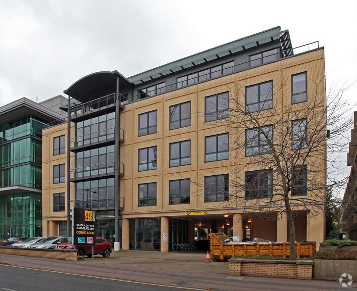 45 Clarendon Rd, Watford for sale - Primary Photo - Image 1 of 1