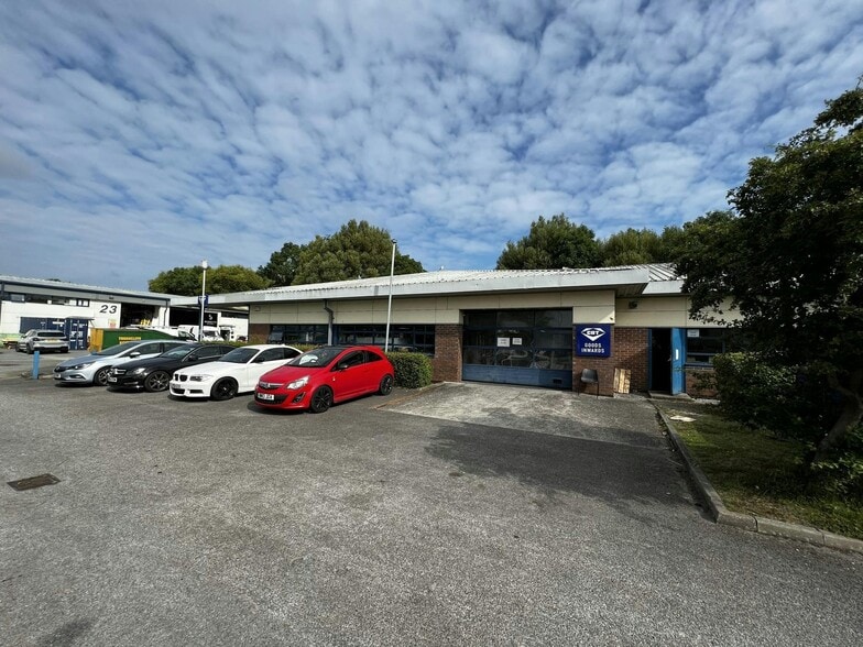 Tir Llwyd Industrial Estate, Rhyl to rent - Building Photo - Image 3 of 6