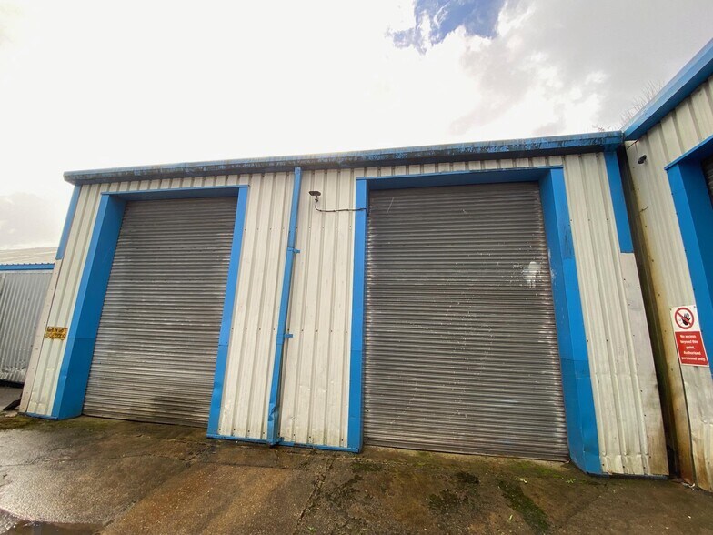 Nantgarw Rd, Caerphilly for rent - Building Photo - Image 2 of 2