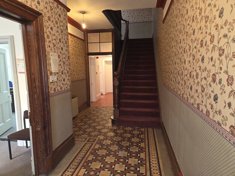 3 Portland Pl, Penrith for sale - Building Photo - Image 3 of 9