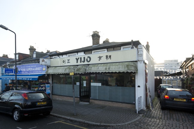 More details for 1 Station Rd, London - Retail to Rent