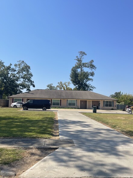 2804 Hazel St, Lake Charles, LA for sale - Primary Photo - Image 1 of 8