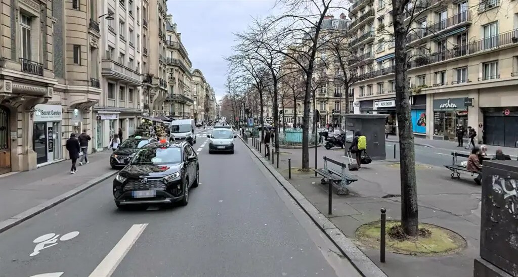 Retail in Paris to rent Building Photo- Image 1 of 3