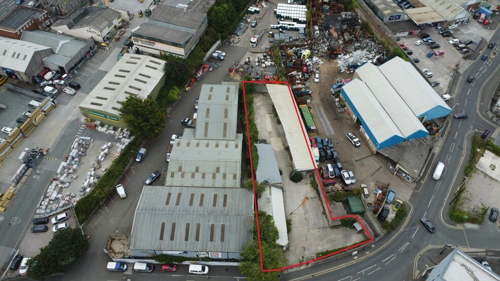 13 Sutton Rd, Plymouth to rent - Aerial - Image 1 of 3