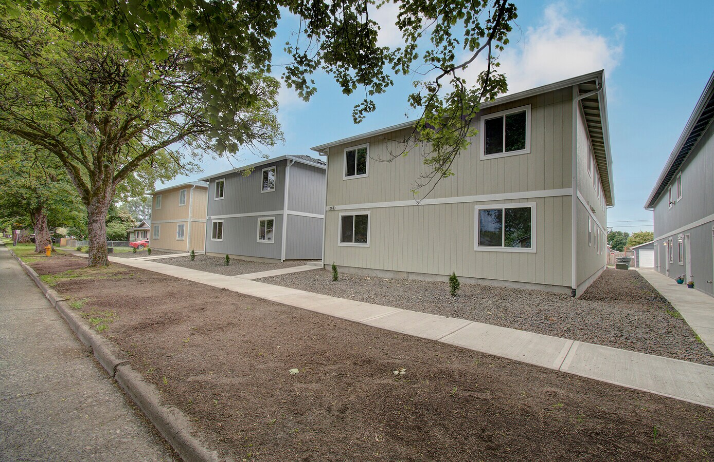 Longview Fourplexes Longview, WA for Sale UK