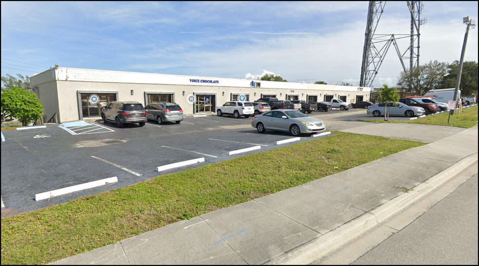 1125 Old Dixie Hwy, Lake Park, FL for sale - Building Photo - Image 1 of 1