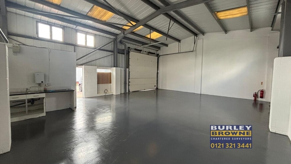 Britannia Way, Lichfield to rent - Building Photo - Image 2 of 8