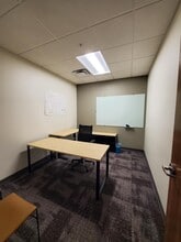 523 Park Point Dr, Golden, CO to rent Interior Photo- Image 2 of 29