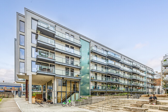 More details for 2-10 Hertford Rd, London - Office to Rent