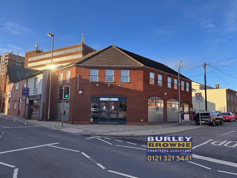 5 Aldergate, Tamworth to rent - Building Photo - Image 1 of 10