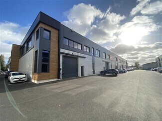 More details for 36 Avenue Marc Sangnier, Villeneuve-la-Garenne - Light Industrial to Rent