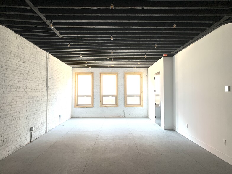 1193 Atlantic Ave, Brooklyn, NY for rent - Building Photo - Image 2 of 5