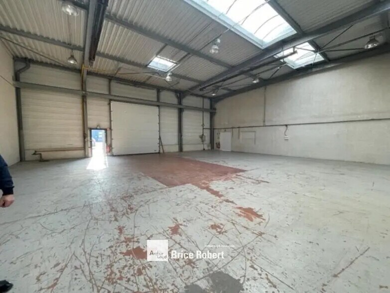 25 Rue Du 35eme Regiment D'Aviation, Bron to rent - Interior Photo - Image 2 of 6