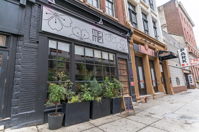 More details for 33 S 2nd St, Philadelphia, PA - Retail to Rent