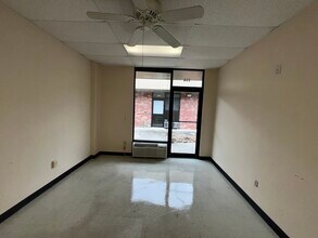 12455 Westpark Dr, Houston, TX to rent Building Photo- Image 2 of 5