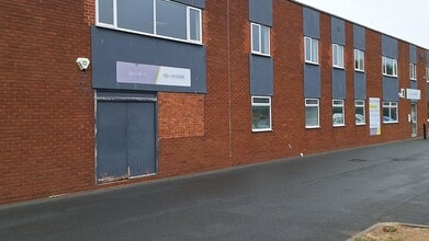 Kestrel Way, Exeter to rent Building Photo- Image 2 of 8