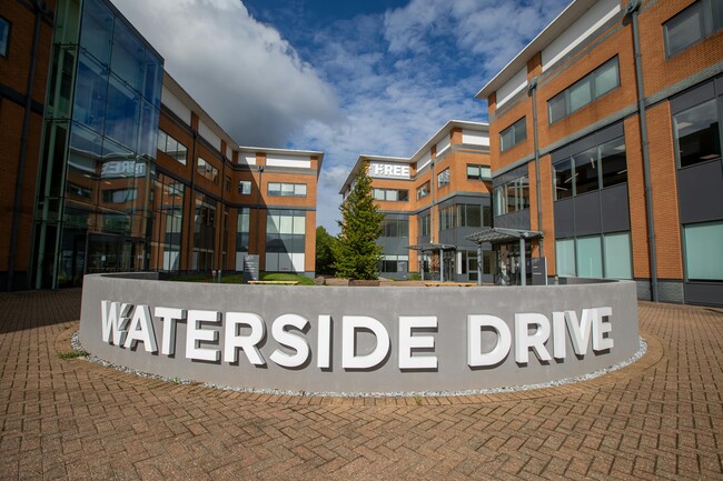 More details for 1 Waterside Dr, Reading - Office to Rent