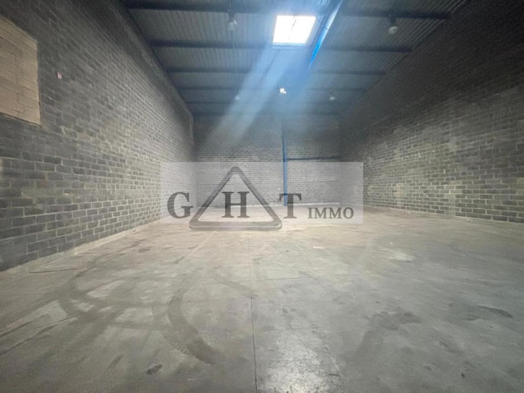 Industrial in Gennevilliers to rent Interior Photo- Image 1 of 10