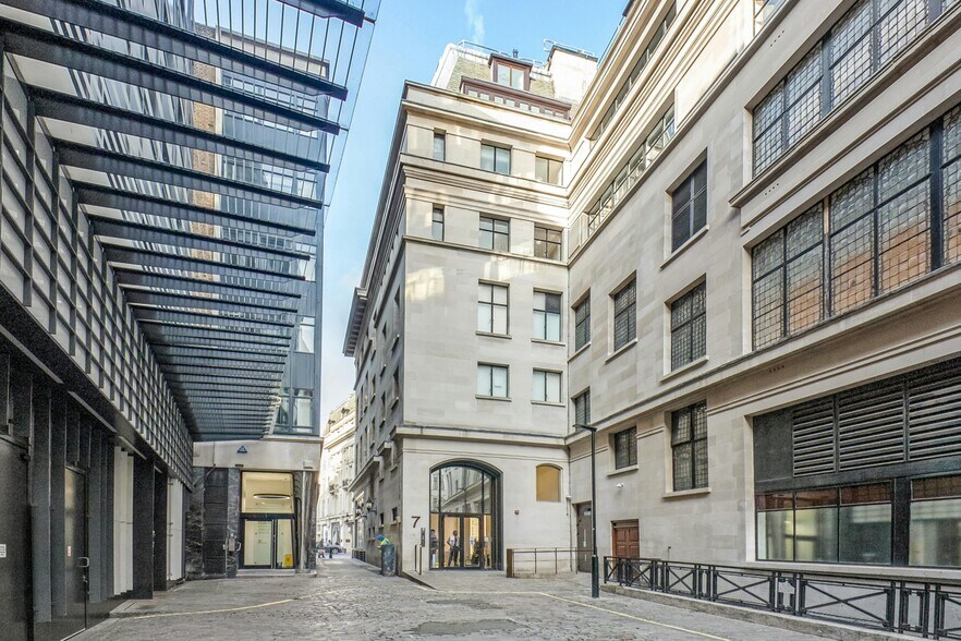 249-259 Regent St, London to rent - Building Photo - Image 1 of 5