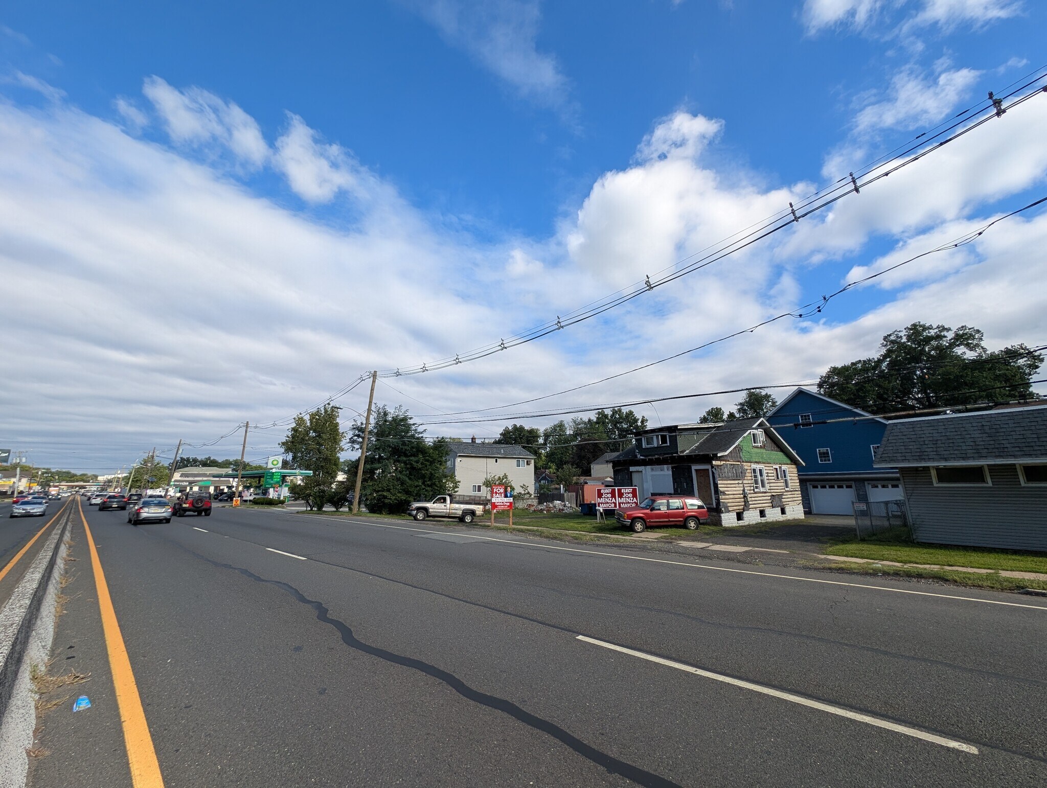 Route 22 E. Rare Investment Opportunity portfolio of 3 properties for sale on LoopNet.co.uk Primary Photo- Image 1 of 2