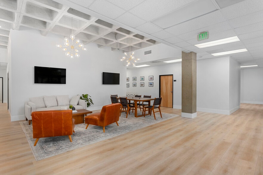 2811 E Evergreen Blvd, Vancouver, WA for sale - Interior Photo - Image 1 of 1