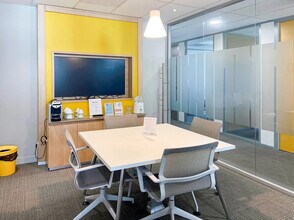 Co-working Space in Villeneuve-d'Ascq to rent Interior Photo- Image 1 of 9