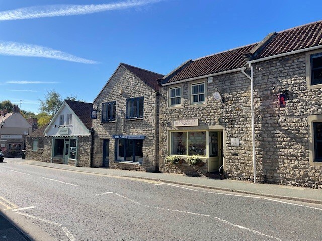 4 Bridge St, Helmsley for sale - Building Photo - Image 2 of 5