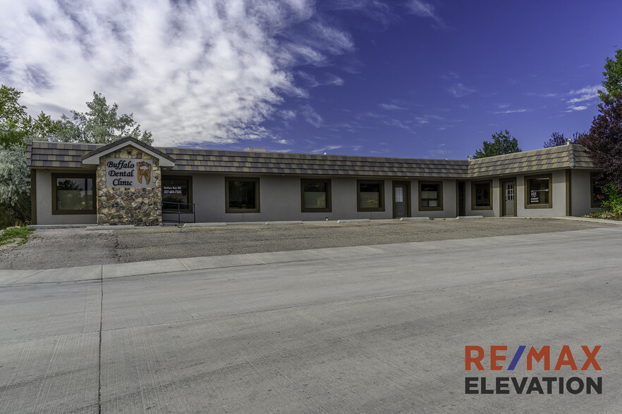 915 W Fetterman St, Buffalo, WY for sale - Primary Photo - Image 1 of 70