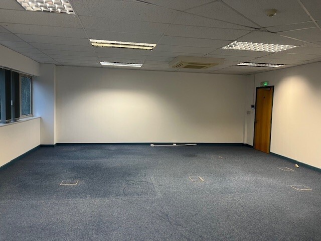 Harborough Rd, Brixworth to rent - Building Photo - Image 2 of 7