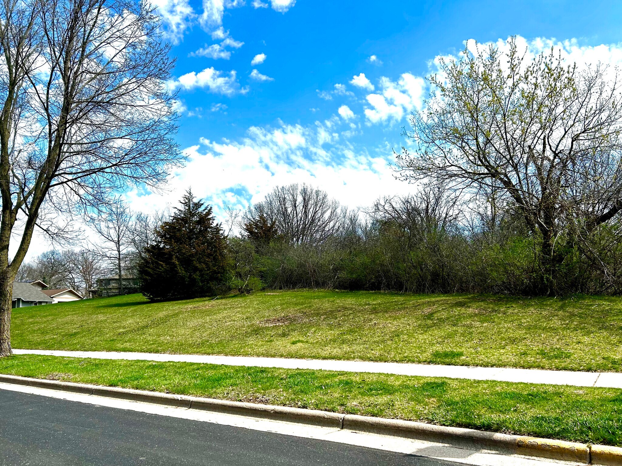 6740 Frank Lloyd Wright Ave, Middleton, WI for sale Primary Photo- Image 1 of 3
