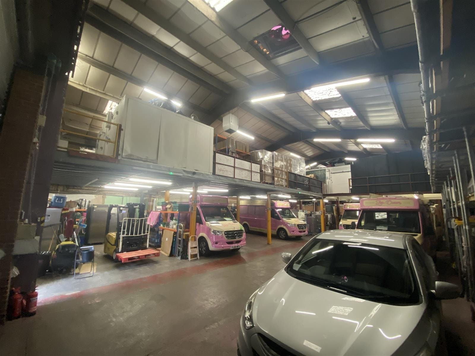 97 Camberwell Station Rd, London to rent Interior Photo- Image 1 of 3