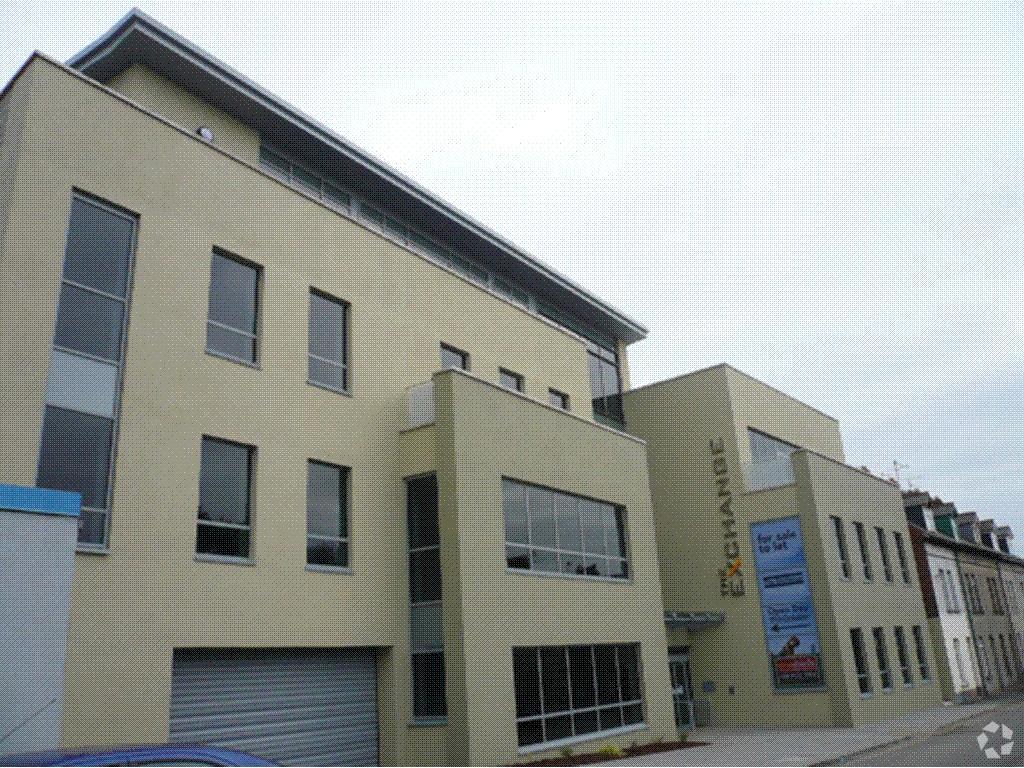 Goban St, Craigavon to rent Primary Photo- Image 1 of 4